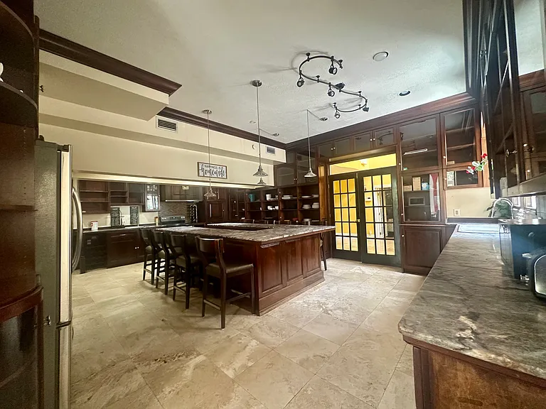 7710 N Ola Ave — Photo 16
