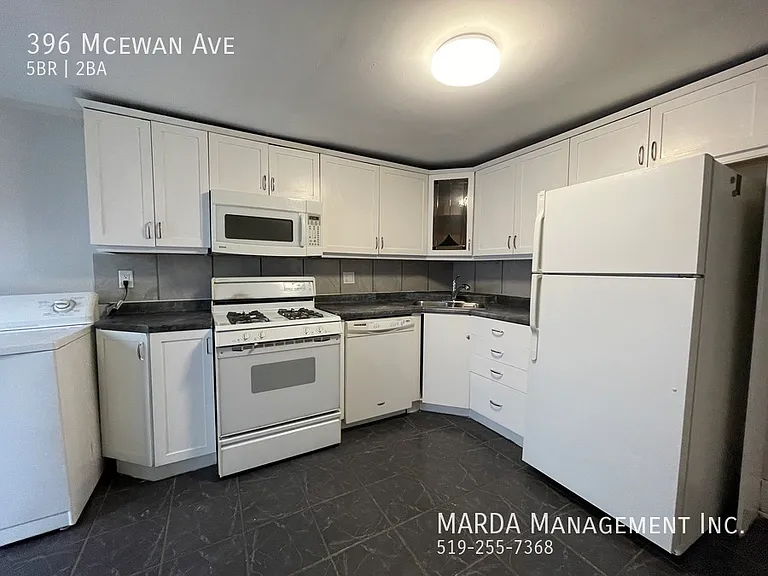 396 McEwan Ave — Photo 8