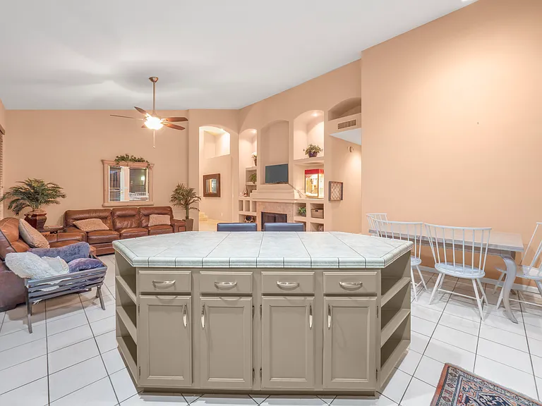 4232 E Rancho Caliente Dr — Photo 13