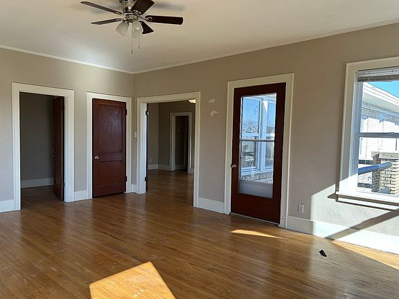 2nd image of 200 Hawthorne St APT 4