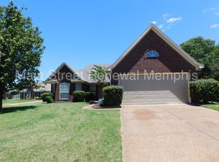 5454 Stephen Forest Rd, Memphis, TN 38141