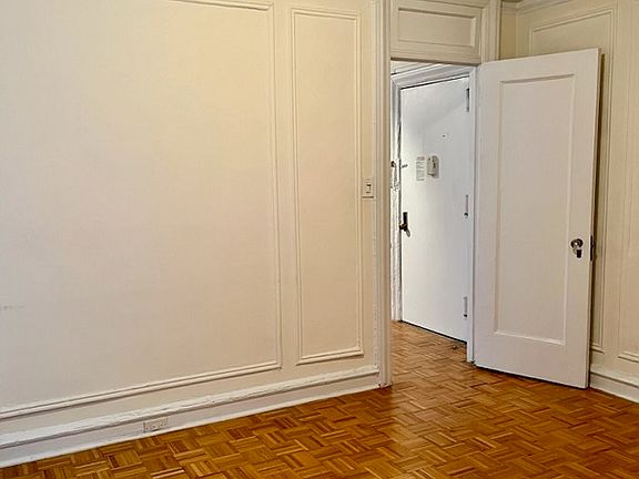 5th image of 350 W 55th St APT 3P