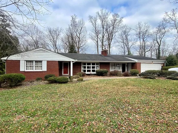 100 Clinton Dr, Ashland, KY 41101