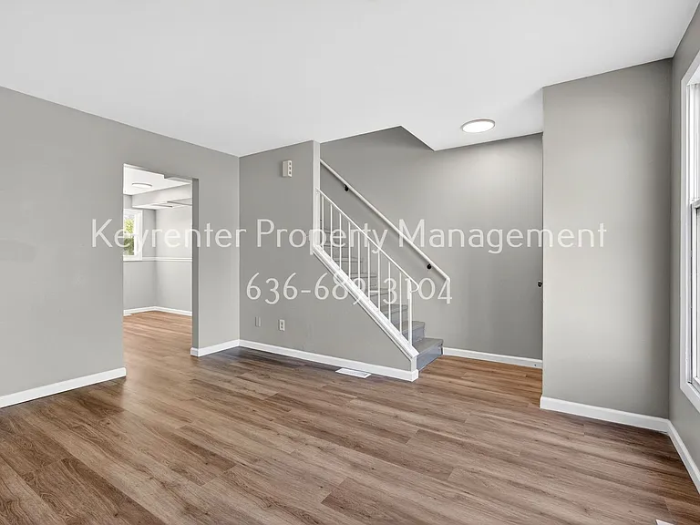 3313 Droste Rd — Photo 15