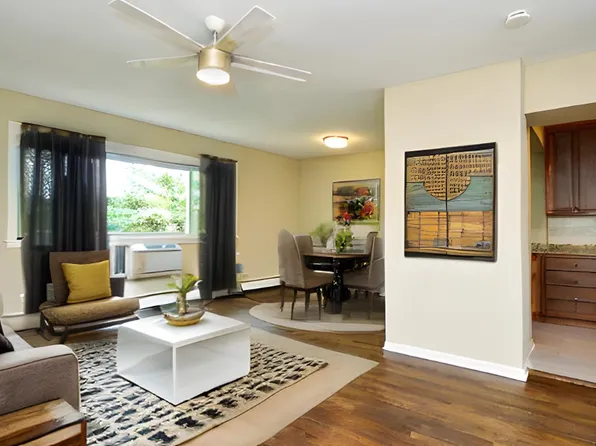1415 W Pratt Blvd APT 405, Chicago, IL 60626