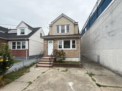 116-45 195th Street, Saint Albans, NY, 11412