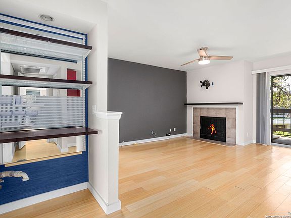 4th image of 11311 SIR WINSTON ST #302