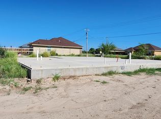 221 Violeta Dr, Eagle Pass, TX 78852