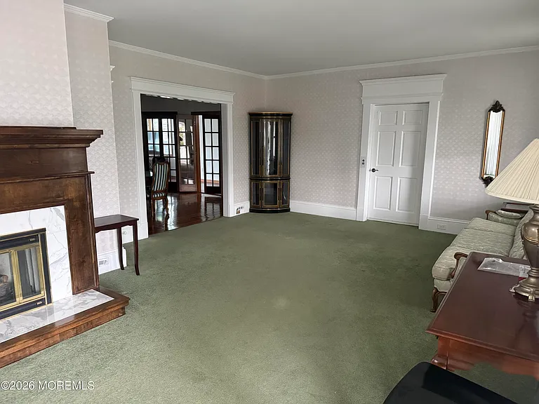 120 Garfield Ave — Photo 5