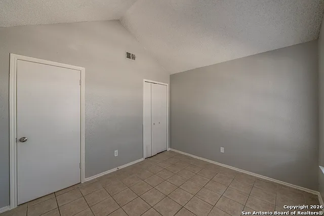 7524 Oak Chase — Photo 31