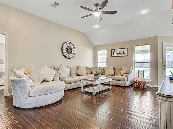 5th image of 5455 Westchester Ln