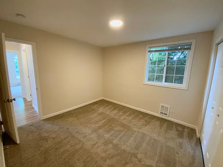 SEA 3827 Wetmore — Photo 41