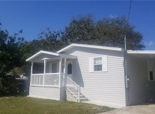 204 Lark Dr, Largo, FL 33778