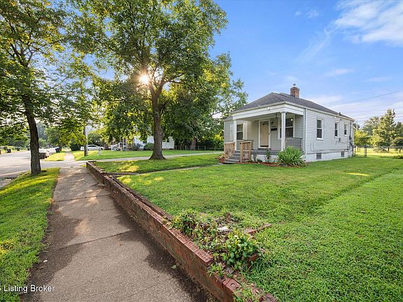 3rd image of 2455 Lindbergh Dr