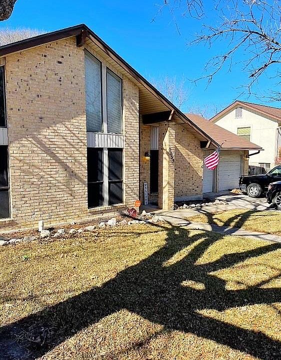 1st image of 7055 Forest Meadow St
