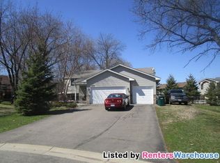 9454 Dunkirk St NE, Blaine, MN 55449