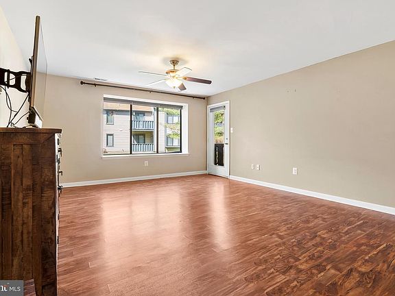 2nd image of 4708 Dunbarton Rd #A