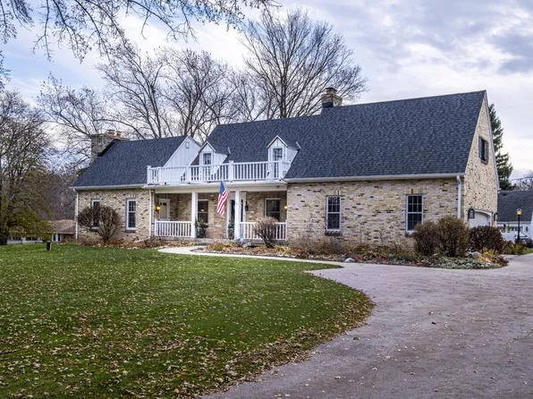 16355 Coronado COURT, Brookfield, WI 53005