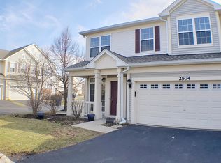 2504 Hillsboro Blvd, Aurora, IL 60503