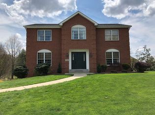 1021 Calmar Dr, Jeannette, PA 15644
