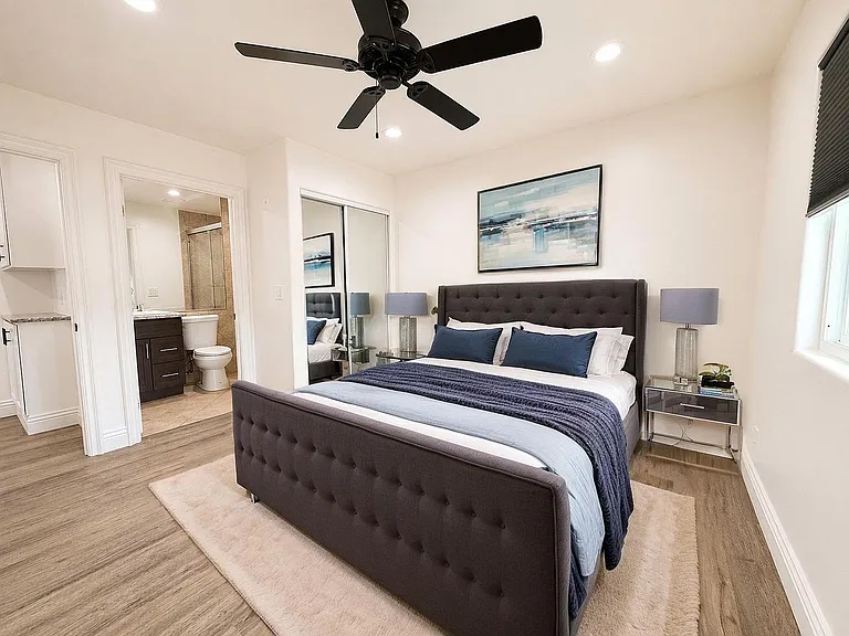 NoHo Liv Apartments — Photo 47
