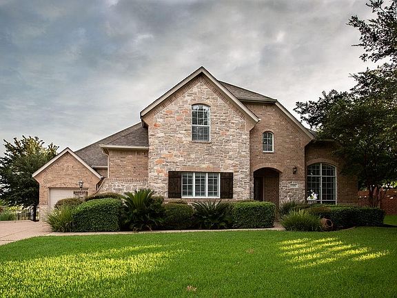 3rd image of 1306 Glenfield Ct