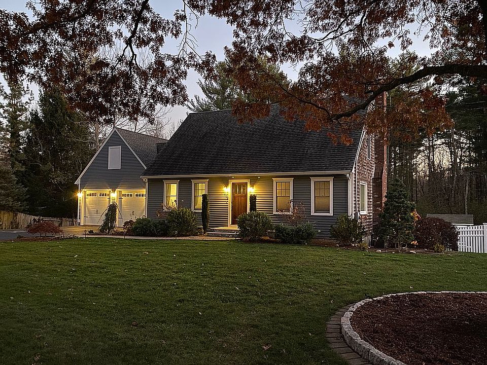 212 Cedar St, Hanover, MA 02339 Zillow