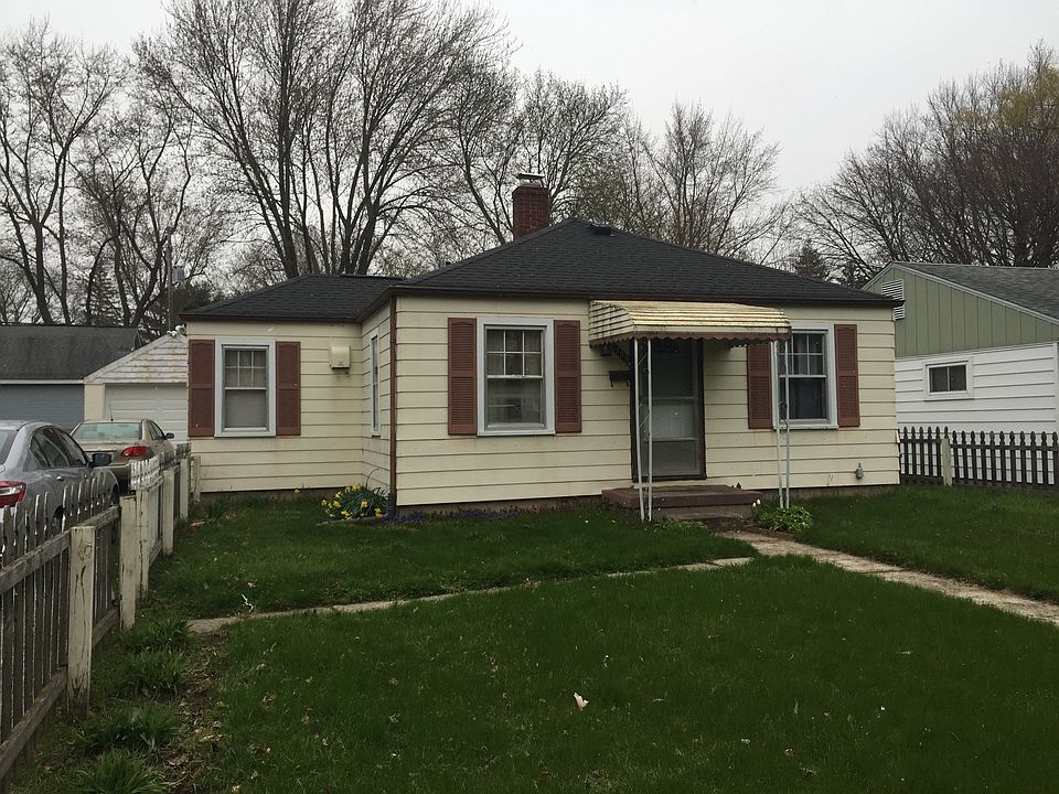 1st image of 705 E Cross St
