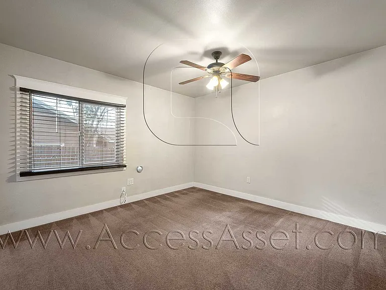 226 E Peck St #3 — Photo 5