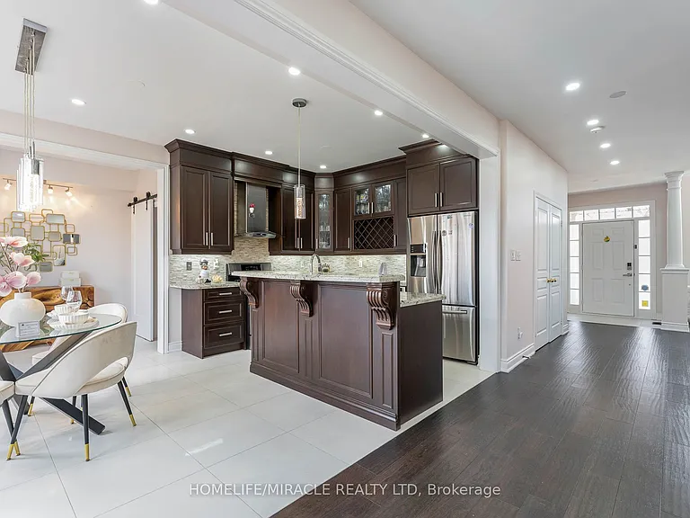 2343 Falling Green Dr — Photo 9