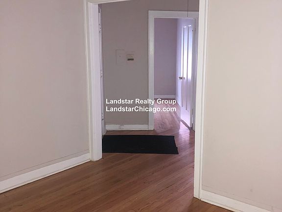 2nd image of 4265 W Addison St APT 1