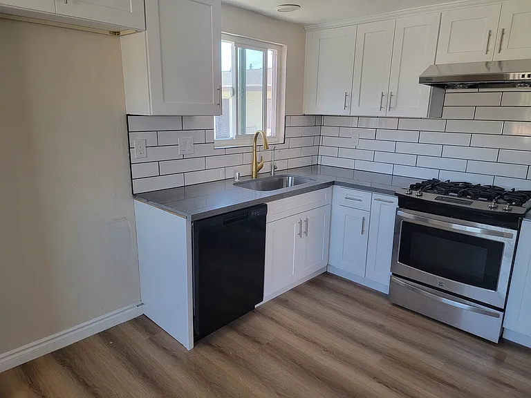 7209 Lotus Ave #3 — Photo 11