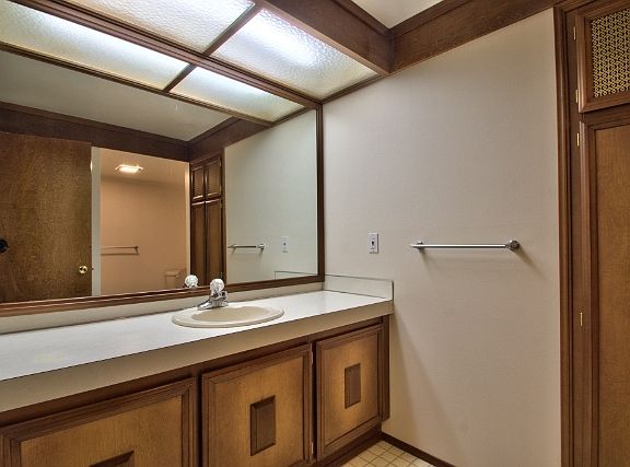 5th image of 7701 76th Ave SW