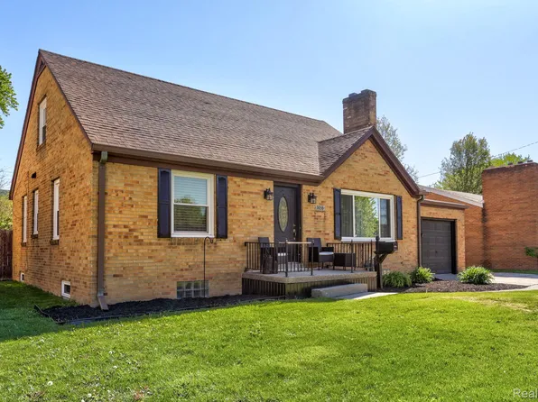 3036 Adams Ave, Saginaw, MI 48602