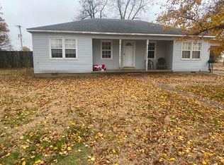 809 W Park St, Malden, MO 63863