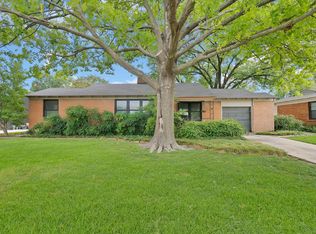 3617 W Seminary Dr, Fort Worth, TX 76109