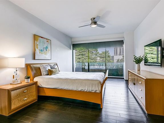 3rd image of 3831 Turtle Creek Dr #4D