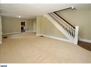 8009 Gladstone Rd, Wyndmoor, PA 19038