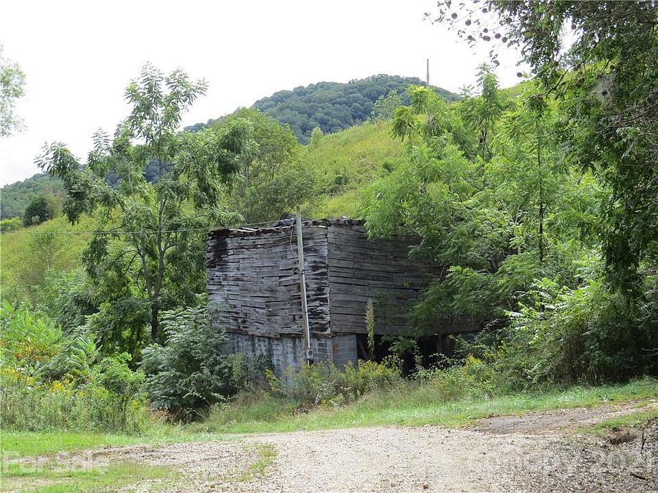 1st image of 0 Hill Top Dr