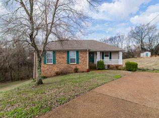 1217 Cedarbend Dr, Mount Juliet, TN 37122