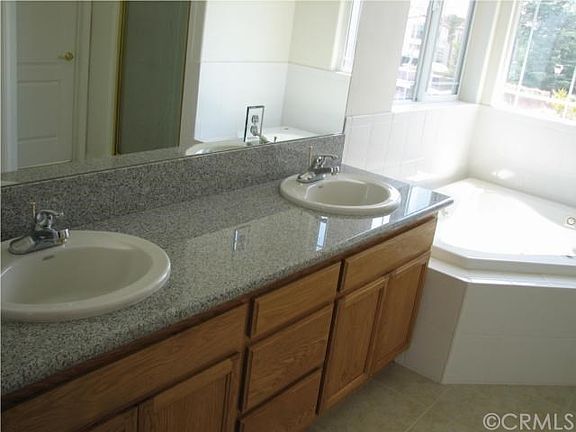 4th image of 13566 Plascencia Ct