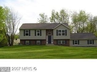 12511 Sparrow Ln, Clear Spring, MD 21722