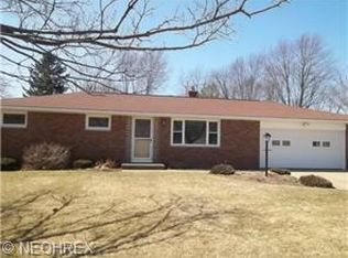 8177 Rolling Hill Ave NW, North Canton, OH 44720