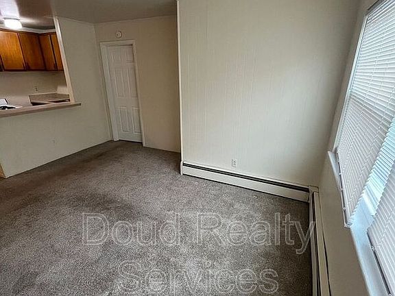 4th image of 1704 Kingston Ave APT 4