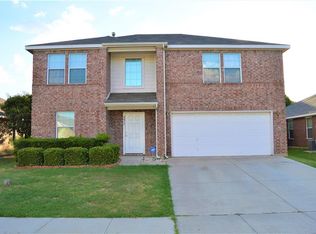 8413 Prairie Dawn Dr, Fort Worth, TX 76131