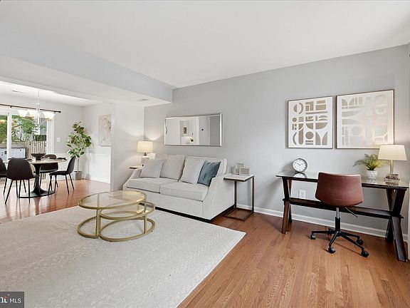 2nd image of 5446 Lighthouse Ln