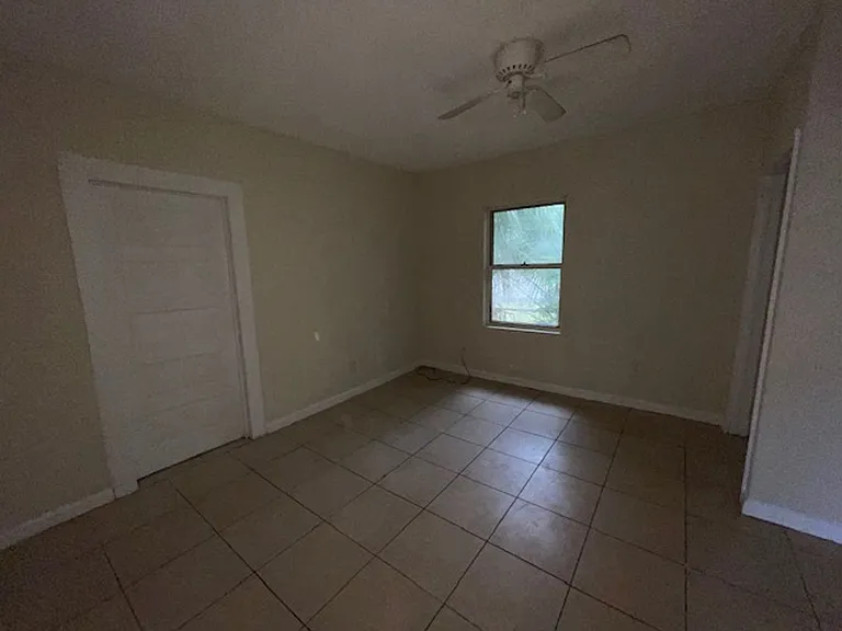 1703 McCarthy Ave — Photo 7