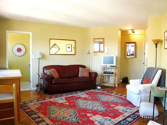 Rented by Citi Habitats | media 8