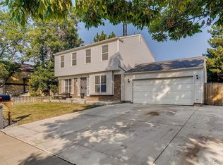 729 S Laredo Cir, Aurora, CO 80017