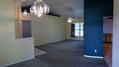 3rd image of 763 Meadow Park Dr